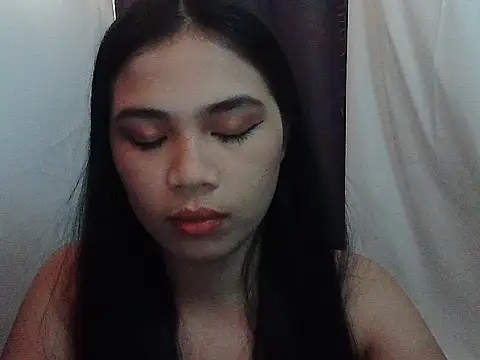 Snapshot of Zachariah_05 chatting on 03.25.26 Zachariah 05 online show from 03.25.26