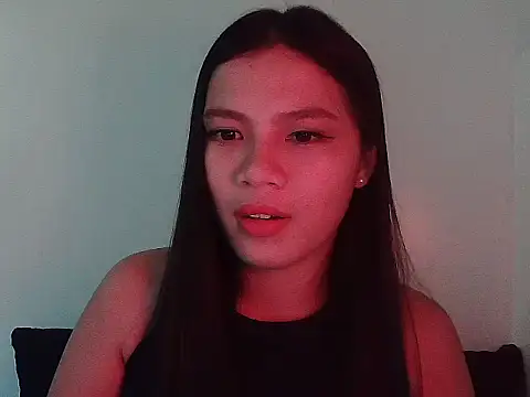 Snapshot of Zachariah_05 chatting on 05.19.26 Zachariah 05 online show from 05.19.26