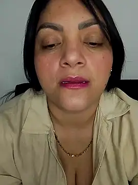 tiffany Johnson1 online show from 09.21.25