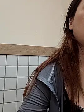 Snapshot of Lovelyanan chatting on 09.12.25 Lovelyanan online show from 09.12.25