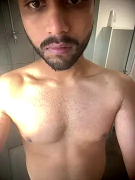 shiitposter male online show from 11.21.25