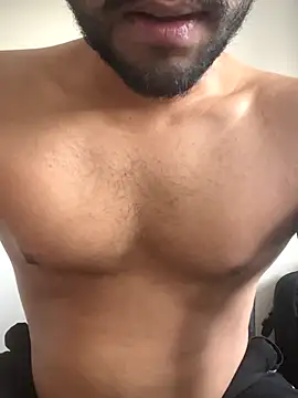 shiitposter male online show from 11.24.25