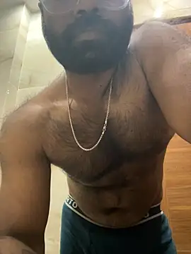 DJLOVE280825 online show from 03.31.26