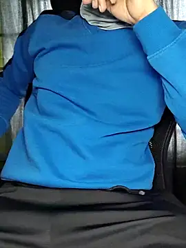 Snapshot of chocolate_alone chatting on 09.23.25 chocolate alone online show from 09.23.25