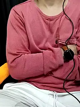 Snapshot of chocolate_alone chatting on 10.20.25 chocolate alone online show from 10.20.25