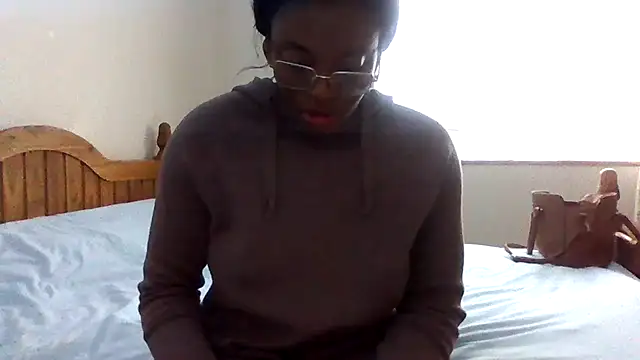 Snapshot of SexyGemBeautyX chatting on 11.13.25 SexyGemBeautyX online show from 11.13.25