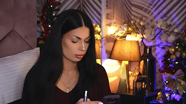 EvaRhea online show from 12.23.25