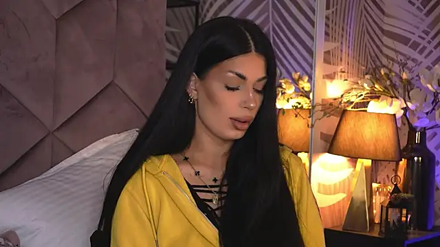 Snapshot of EvaRhea chatting on 02.03.26 EvaRhea online show from 02.03.26