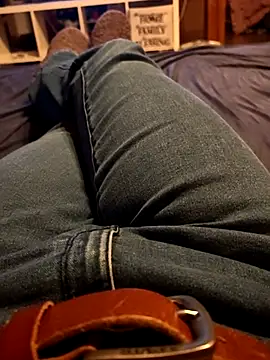 Snapshot of Horny_mummy chatting on 11.26.25 Horny mummy online show from 11.26.25