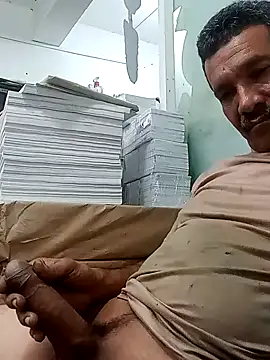 Snapshot of Srsexy18cm chatting on 02.03.26 Srsexy18cm online show from 02.03.26