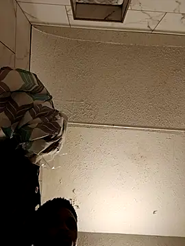 Dropdingo online show from 10.17.25