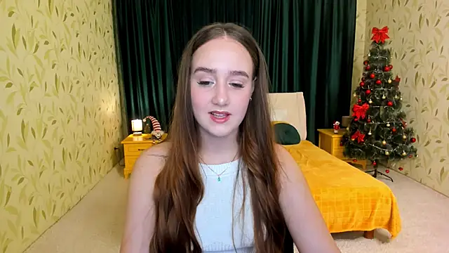 Snapshot of SabrinaCandi chatting on 11.30.25 SabrinaCandi online show from 11.30.25