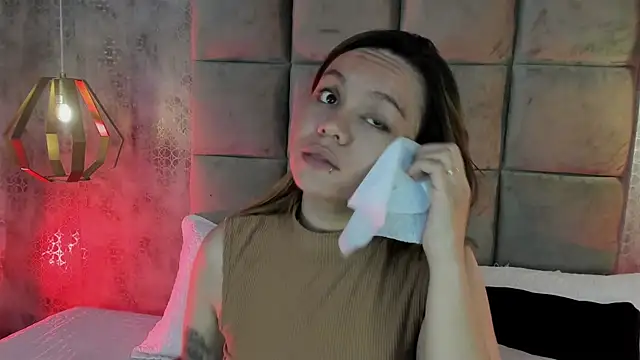 Snapshot of Sky_Junne chatting on 01.18.26 Sky Junne online show from 01.18.26