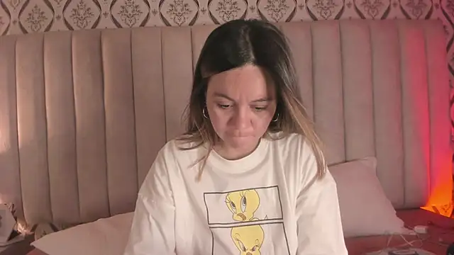 Snapshot of Sky_Junne chatting on 02.26.26 Sky Junne online show from 02.26.26