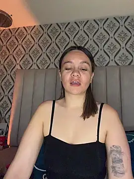 Snapshot of Sky_Junne chatting on 03.17.26 Sky Junne online show from 03.17.26