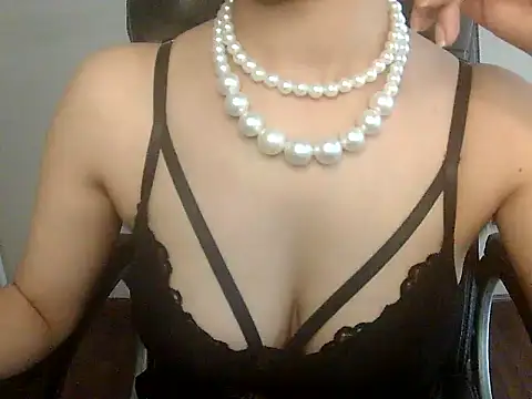 akankshapuri online show from 09.18.25