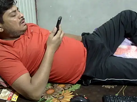 Snapshot of Ajmersingh335512 chatting on 04.05.26 Ajmersingh335512 online show from 04.05.26