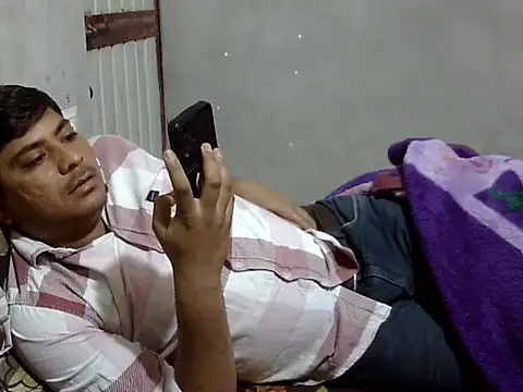 Snapshot of Ajmersingh335512 chatting on 04.07.26 Ajmersingh335512 online show from 04.07.26