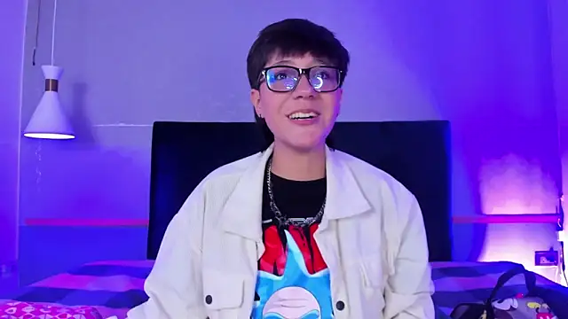 Tsuki Maru online show from 12.20.25