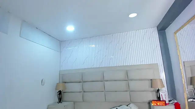 BritanyBrown  online show from 04.12.26