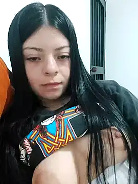 LunaJacobs online show from 09.11.25