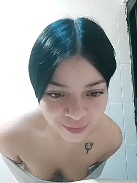 LunaJacobs online show from 10.25.25