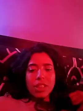 Maricamposs online show from 10.21.25