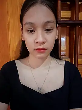 Snapshot of ChiecumBae chatting on 10.01.25 ChiecumBae online show from 10.01.25