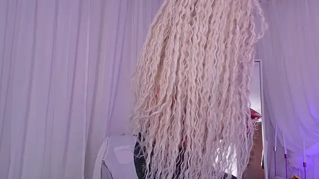 Lilit 1Love online show from 10.24.25