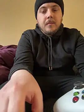 Snapshot of XXKieran chatting on 02.18.26 XXKieran online show from 02.18.26