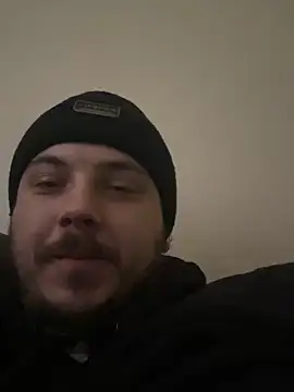 Snapshot of XXKieran chatting on 02.19.26 XXKieran online show from 02.19.26