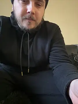 Snapshot of XXKieran chatting on 02.25.26 XXKieran online show from 02.25.26