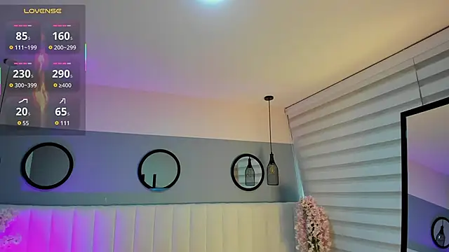 Snapshot of Mila_Hank_ chatting on 12.17.25 Mila Hank online show from 12.17.25