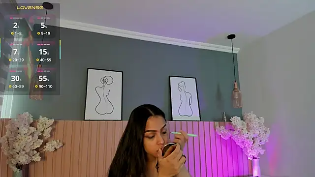 Snapshot of Mila_Hank_ chatting on 03.09.26 Mila Hank online show from 03.09.26