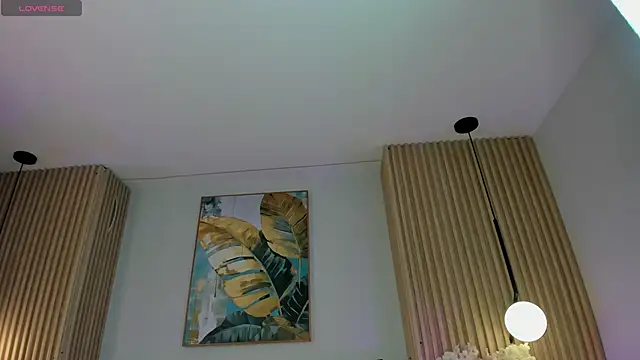 Snapshot of Mila_Hank_ chatting on 03.24.26 Mila Hank online show from 03.24.26