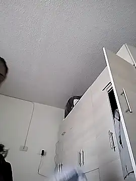 KittyHoleshot87 online show from 10.08.25