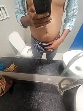 Snapshot of Gamecoc chatting on 11.29.25 Gamecoc online show from 11.29.25