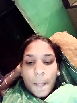 Snapshot of Idhika_Jha chatting on 09.11.25 Idhika Jha online show from 09.11.25