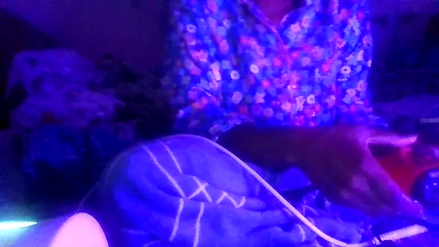 prettymaa online show from 04.10.26