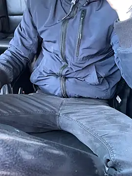 Snapshot of bmwe71 chatting on 03.04.26 bmwe71 online show from 03.04.26