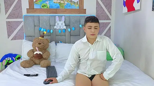 christopher Hot online show from 04.06.26