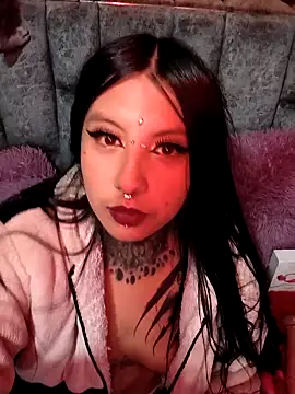 Snapshot of missashlyrosette chatting on 09.10.25 missashlyrosette online show from 09.10.25