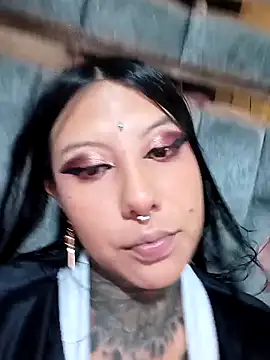 Snapshot of missashlyrosette chatting on 11.06.25 missashlyrosette online show from 11.06.25