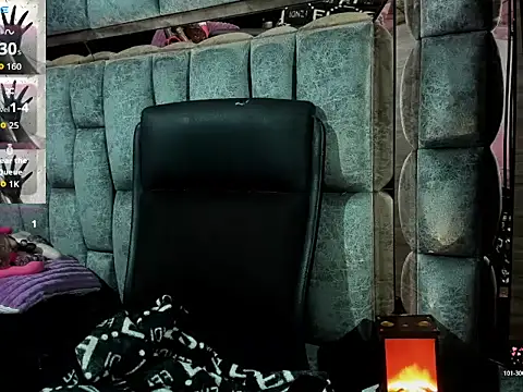 Snapshot of missashlyrosette chatting on 11.22.25 missashlyrosette online show from 11.22.25