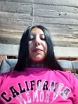 Snapshot of missashlyrosette chatting on 11.30.25 missashlyrosette online show from 11.30.25