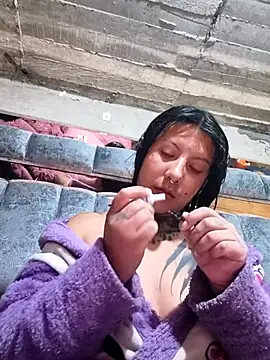 Snapshot of missashlyrosette chatting on 12.04.25 missashlyrosette online show from 12.04.25