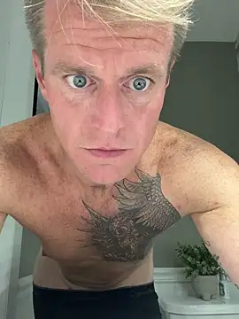 DILFiGuess11 online show from 09.11.25