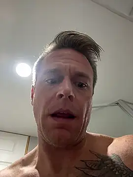 DILFiGuess11 online show from 11.25.25