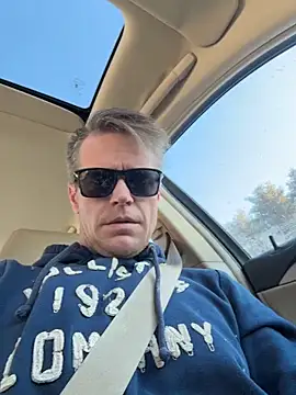 DILFiGuess11 online show from 02.13.26