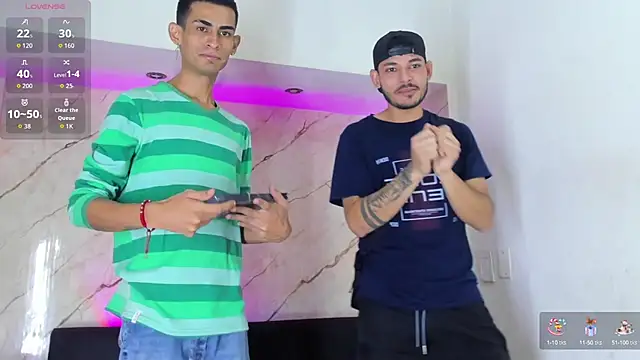 Snapshot of Golldens_Dreamss chatting on 10.03.25 Golldens Dreamss online show from 10.03.25